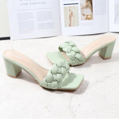 Sandales à talons épais pour femmes