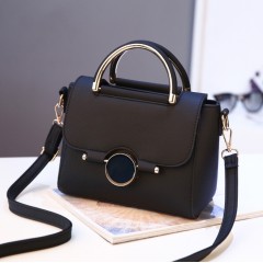 Sac à main et bandoulière en cuir pour femme