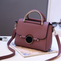 Sac à main et bandoulière en cuir pour femme