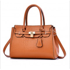 Sac à main   à motif peau de crocodile et peau de serpent