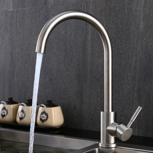 Robinet de cuisine en acier inoxydable (Tuyau d'entrée y compris)
