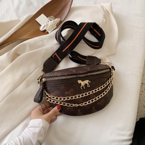 sac à bandoulière et hanche pour femme  semi-circulaire et imprimé avec  accessoires chaîne