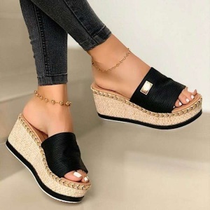 Babouche en cuir artificiel avec semelle compensée