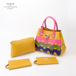 Sac à main pour femmes ensemble de quatre pièces