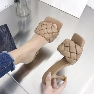 Pantoufles pour femmes à talon haut