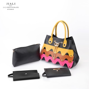 Sac à main pour femmes ensemble de quatre pièces