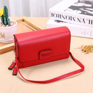 Portefeuille pour femmes en cuir synthétique  avec fermoir magnétique