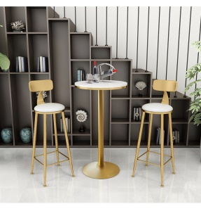 Chaises et Table de bar en marbre