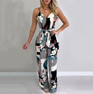 Combinaison pantalon à imprimé floral avec bretelles