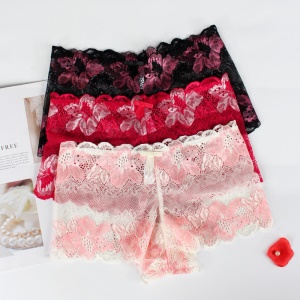 Culotte femme en dentelle et tricot