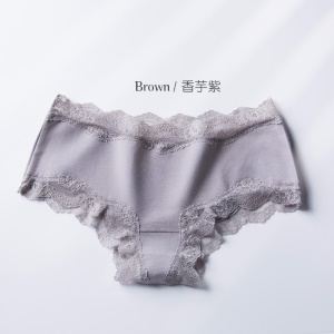 Culotte slip sexy et respirante  en coton avec dentelle