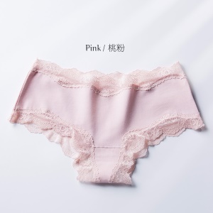 Culotte slip sexy et respirante  en coton avec dentelle