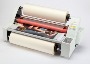 Machine à plastifier Rongda  entièrement automatique   à froid et à chaud format A3