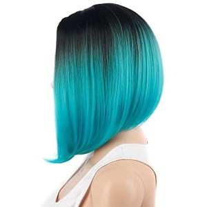 Perruque  cosplay aux cheveux  courts et lisses
