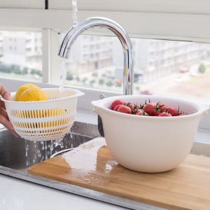 Panier à égouttement   en plastique 2 en 1