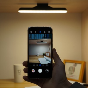 Lampe de bureau magnétique protection des yeux LED portable Batterie ntégrée USB rechargeable