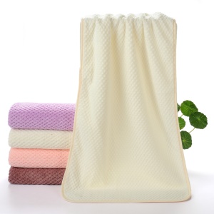 Serviette  tricotée en chaîne en velours