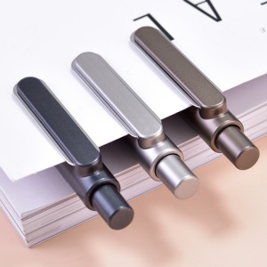 Deli A12 stylo à billet à pression-ressort noir 0.5mm