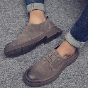 Chaussures en cuir véritable avec semelle antidérapante
