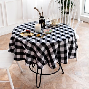 Nappe  à carreaux rouges et noirs