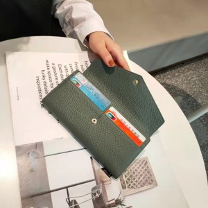 Portefeuille femme avec fermeture éclair en cuir de vachette à trois plis