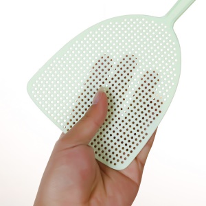 Tapette à mouches en plastique avec poignée longue