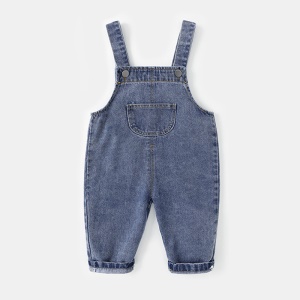 salopette en jean pour bébé
