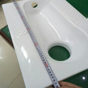 Toilette accroupie avec marche  en plastique antidérapant