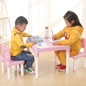 Table d'apprentissage en plastique pour enfants