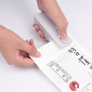 Mini-scelleuse à domicile à chargement USB pratique