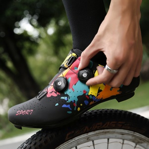 Chaussures de cycliste Sneakers pour velo et competition de cyclisme