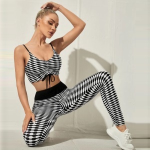 Costumes de yoga ensemble de deux pièces avec col en U rayé