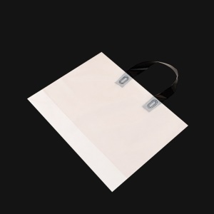 Sac de vêtement portable en plastique