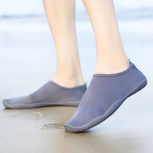 XINLIANXING Chaussures de plage  à séchage rapide semelle souple antidérapante chaussure de natation et piscine