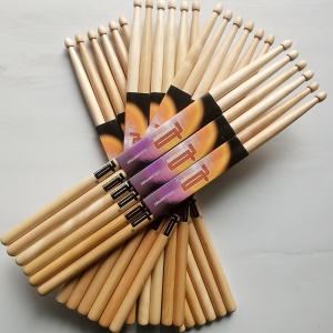 Baguette de batterie percussion en Bois de jade blanc
