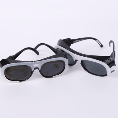 Lunettes de protection pour travaux de soudure