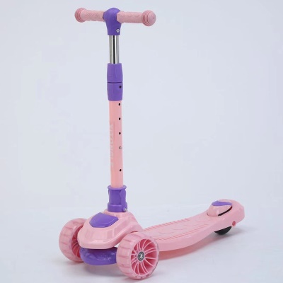 Trotinette pliable à trois roues  avec lumières colorées jouets pour enfants