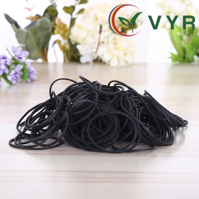 Frondes de caoutchouc VYR noir 38 * 1,4