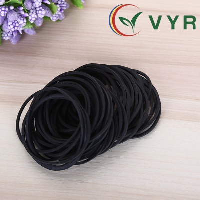 Frondes de caoutchouc VYR noir 38 * 1,4