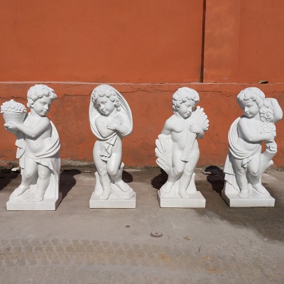 Sculpture d'ange en pierre