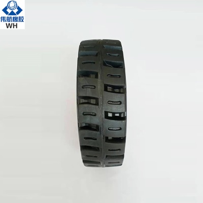 Pneus pleins en caoutchouc  300x100 noir