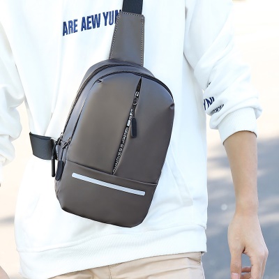 Sac à bandoulière pour homme tissu Oxford  avec bandes réfléchissantes