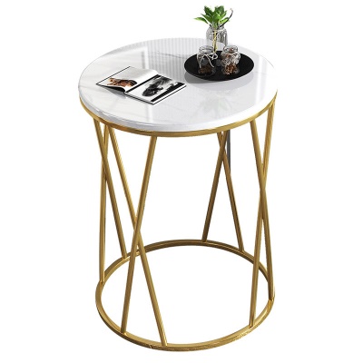 Petite table ronde en fer forgé