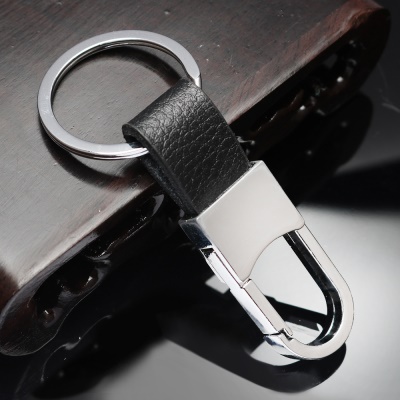 Porte-clés métallique avec cuir  pour clés de voiture