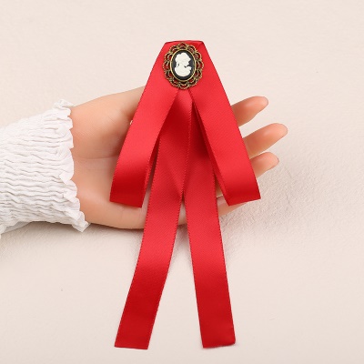 Noeud papillon d'affaires pour femmes