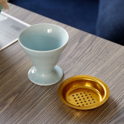 Brûleur d'aromathérapie en forme de V en céramique bleue