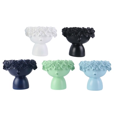 Vase artisanal en résine
