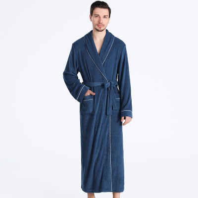 Robe de nuit blanche absorbante
