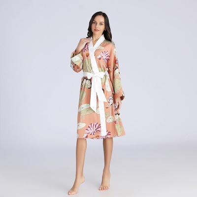 Robe de nuit en soie Robe de nuit à manches longues