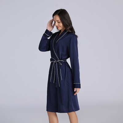 Peignoir en soie ample grande taille